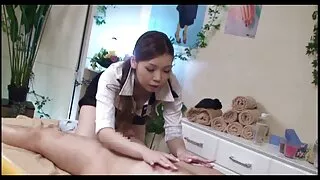 সুস্বাদু দেখতে ল্যাট ...