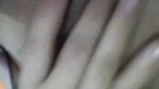 একগুচ্ছ তেলযুক্ত লেস ...
