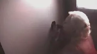 স্বেচ্ছাচারী টিপসি দ ...
