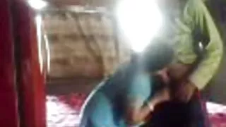 অরোরা জোলি পায়ুপথে  ...
