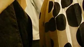 স্বেচ্ছাচারী কালো মি ...