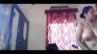 কুৎসিত স্বর্ণকেশী স্ ...