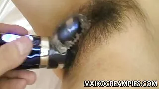 খাঁচায় কিঙ্কি ট্যাট ...